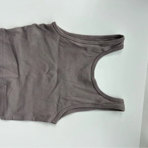 TNA Cropped Ribbed Tank - Picture 2 of 2